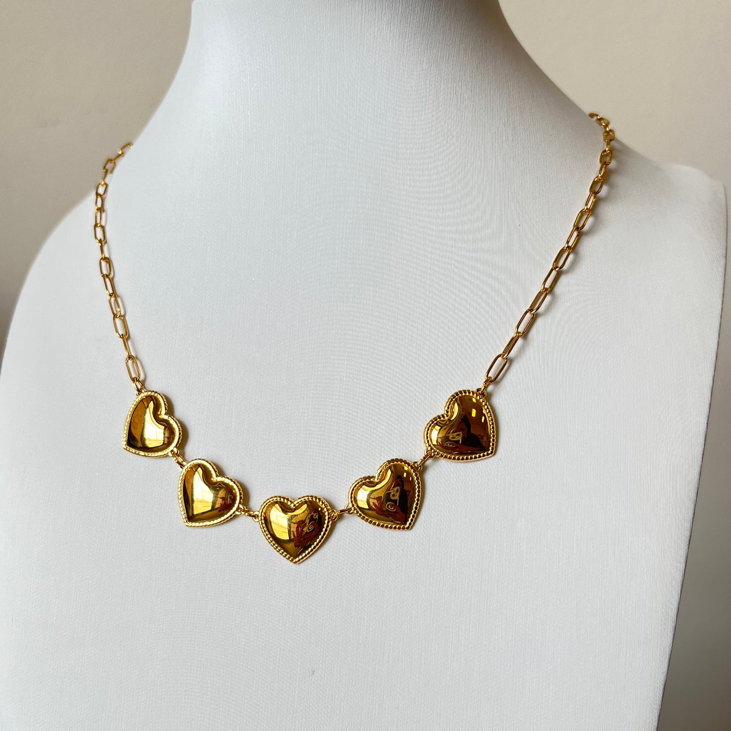 Corazones Necklace