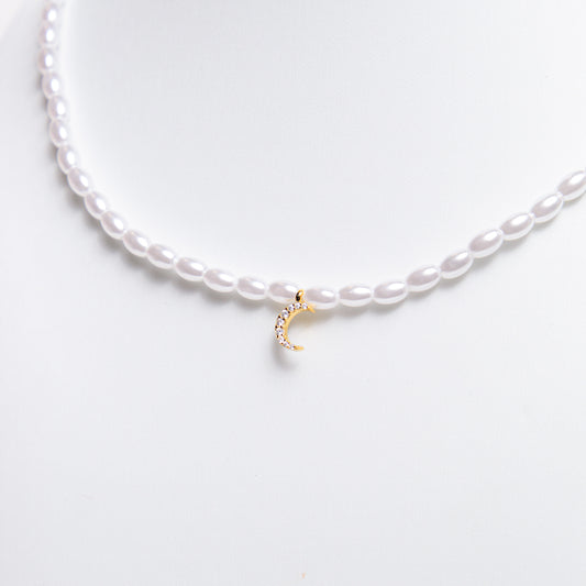 Luna Pearl Choker