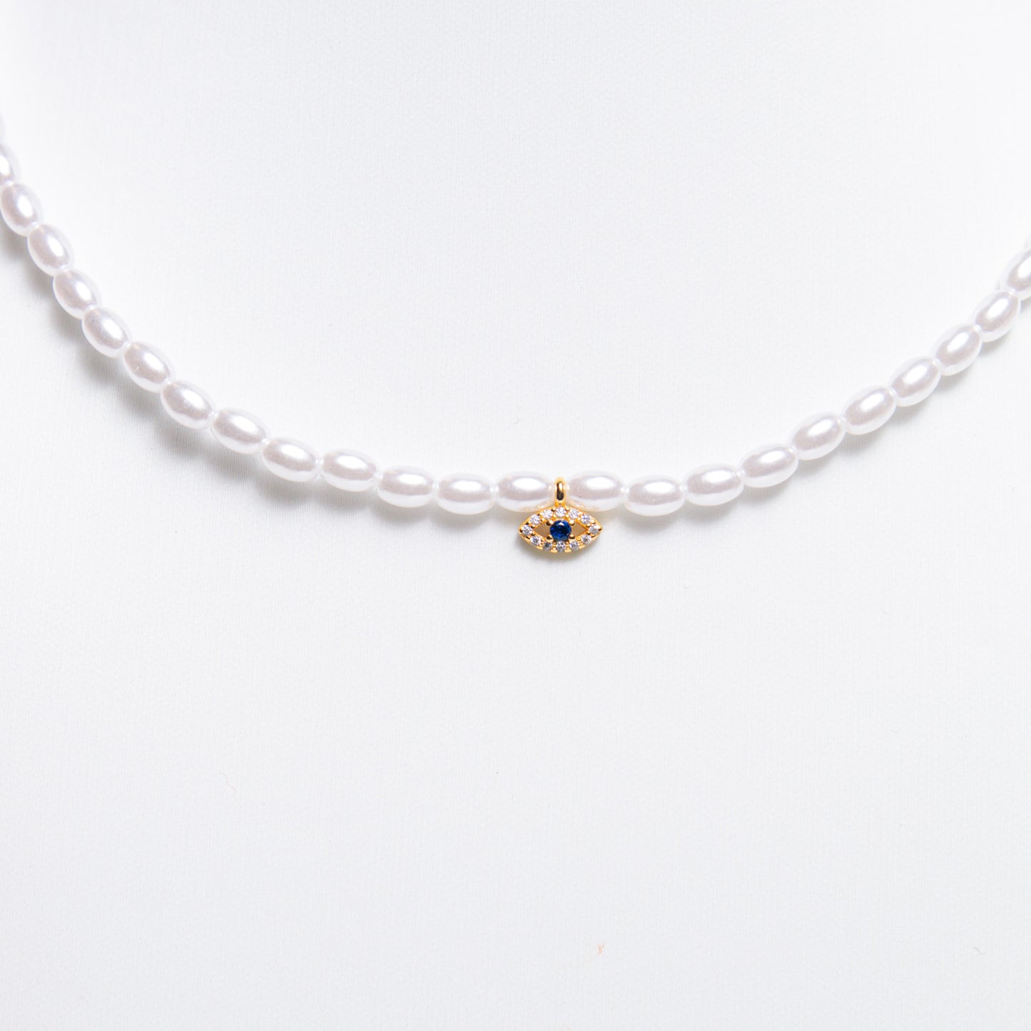 Ojitos Pearl Choker